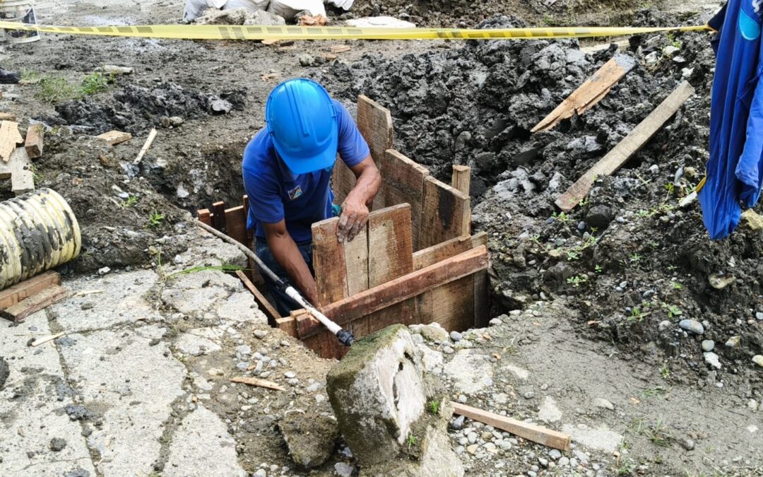 SAAAB mejora Alcantarillado en el GAULA Militar de Buenaventura