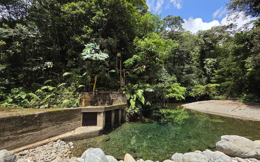 CONTINÚA ALERTA ROJA EN EL RÍO ESCALERETE
